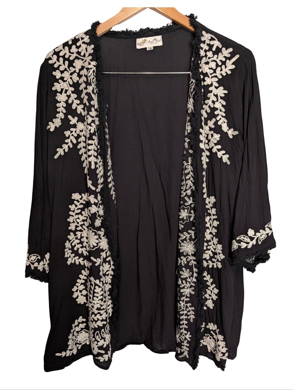 Vintage Black Embroidered Open-Front Kimono Jacket - Women